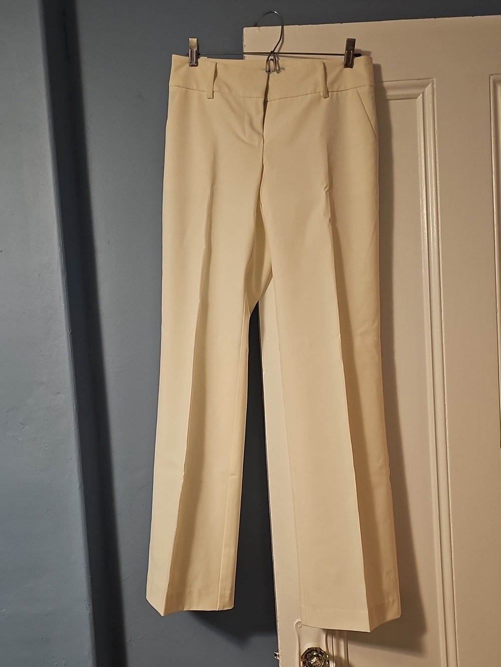 Trina Turk Cream Tailored Straight-Leg Trousers